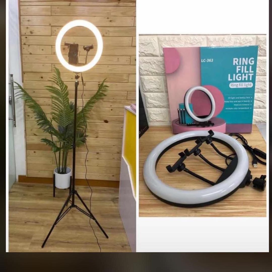 14″ Ringlight with Tripod stand