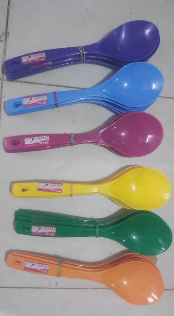 Coloured serving spoon